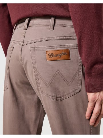 Wrangler Spodnie w kolorze szarobrązowym
