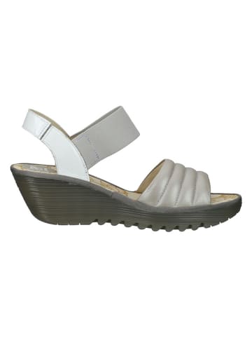 Fly London Leder-Keilsandaletten in Weiß