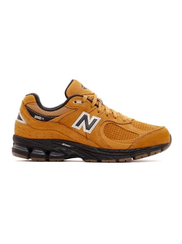 New Balance Leder-Sneakers "M2002" in Hellbraun
