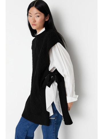 trendyol Pullunder in Schwarz