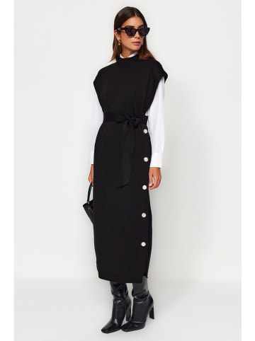 trendyol Strickkleid in Schwarz