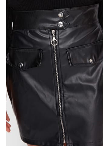 trendyol Rock in Schwarz