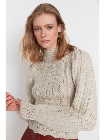 trendyol Pullover in Beige