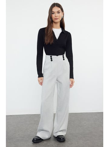 trendyol Marlenehose in Grau