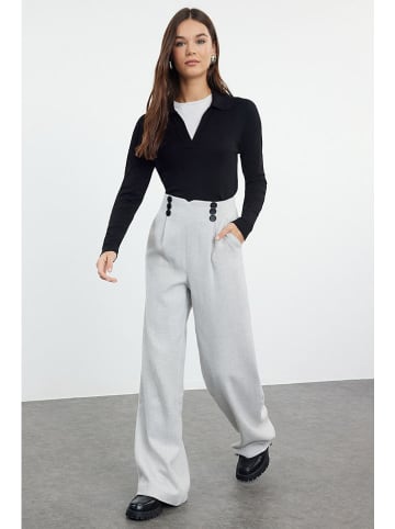 trendyol Marlenehose in Grau