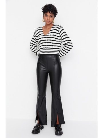trendyol Hose in Schwarz