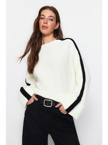 trendyol Trui crème/zwart