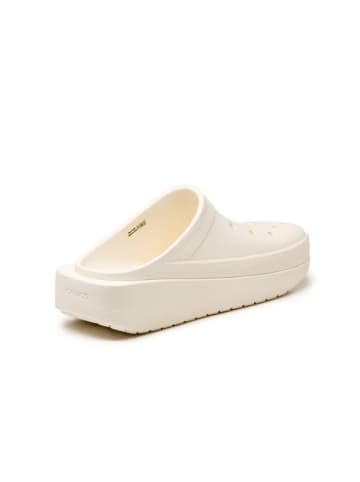 Crocs Clogs "Classic Blunt" in Creme