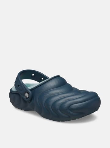 Crocs Crocs "Classic Lined Overpuff" in Dunkelblau
