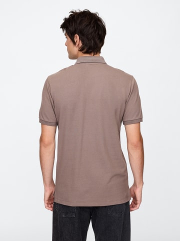 GAP Poloshirt in Hellblraun