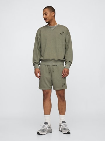 GAP Shorts in Khaki