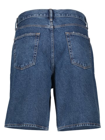 GAP Bermudy dżinsowe w kolorze niebieskim