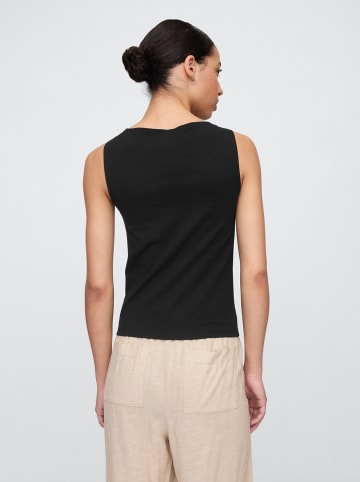 GAP Top in Schwarz