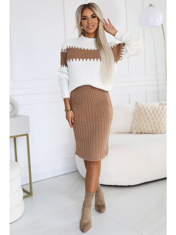 numoco Kleid in Hellbraun/ Weiß