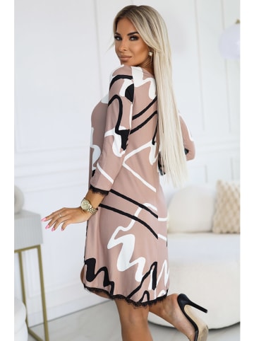 numoco Kleid in Hellbraun/ Weiß/ Schwarz