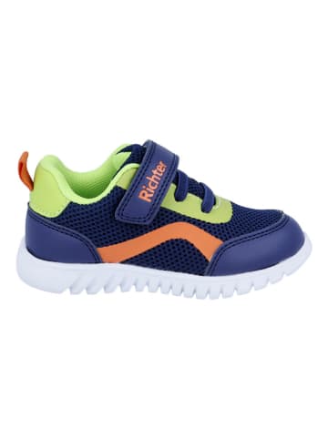 Richter Shoes Sneakersy "Wallaby" w kolorze granatowym ze wzorem
