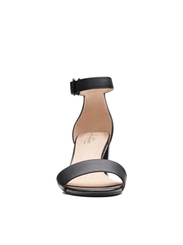 Clarks Skórzane sandały "Deva Mae" w kolorze czarnym