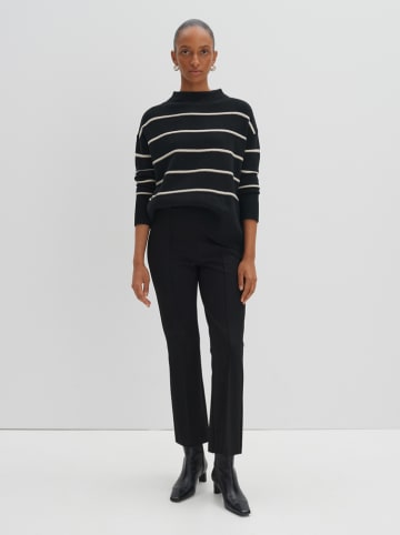 Someday Pullover in Schwarz
