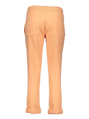 Juvia Sweathose in Orange