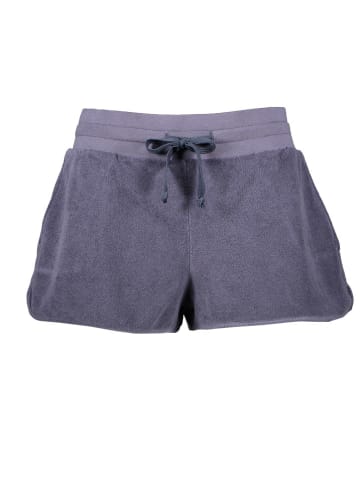 Juvia Shorts in Lila