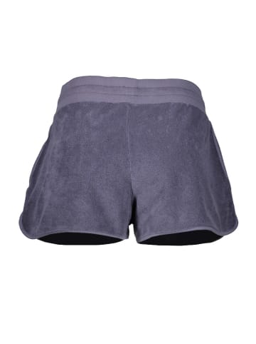 Juvia Shorts in Lila