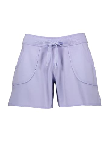 Juvia Shorts in Flieder