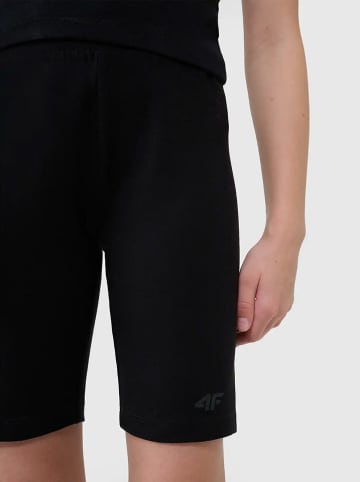 4F Shorts in Schwarz