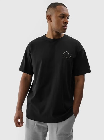 4F Shirt in Schwarz