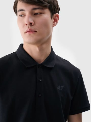 4F Poloshirt in Schwarz