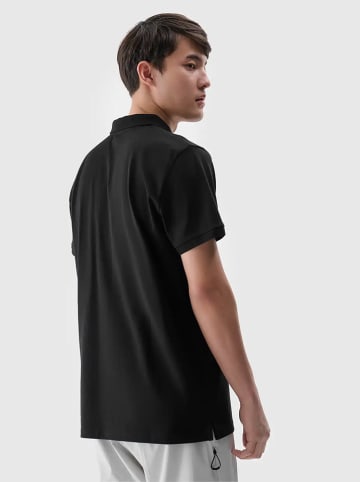 4F Poloshirt in Schwarz