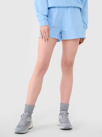 4F Sweatshorts in Hellblau