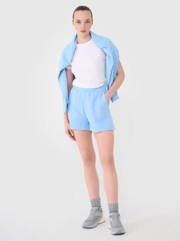 4F Sweartshort lichtblauw