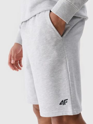 4F Sweatshorts in Grau