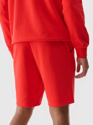 4F Sweatshorts in Rot