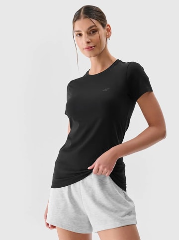 4F Shirt in Schwarz