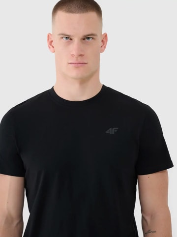4F Shirt in Schwarz