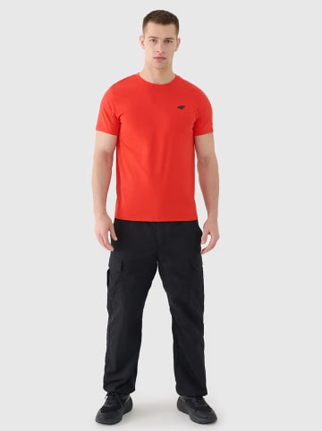 4F Shirt in Rot