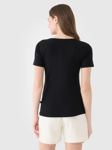 4F Shirt in Schwarz