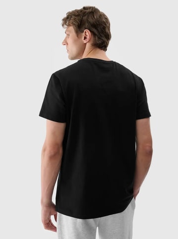 4F Shirt in Schwarz
