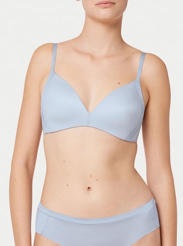Triumph Beugelloze beha "Soft Touch" lichtblauw