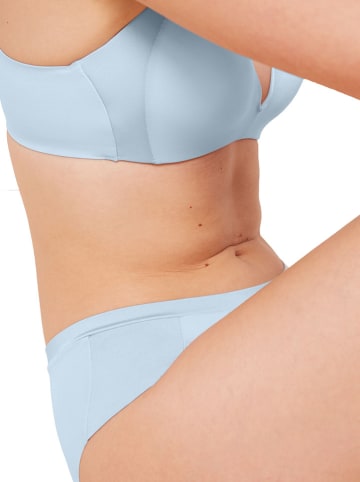 Triumph Slip "Soft Touch" lichtblauw