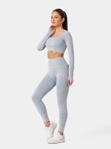 Carpatree Trainingsshirt "Yasmine" in Grau