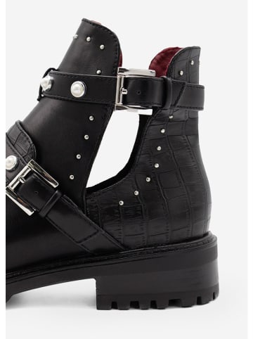 SASSYCLASSY Boots in Schwarz