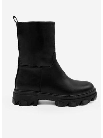 SASSYCLASSY Boots in Schwarz