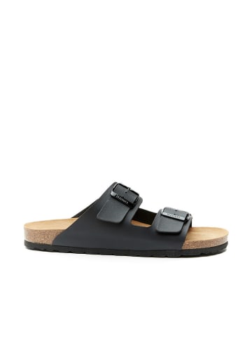 Mandel Slippers "Alberto" zwart