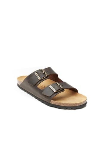 Mandel Slippers "Alberto" bruin