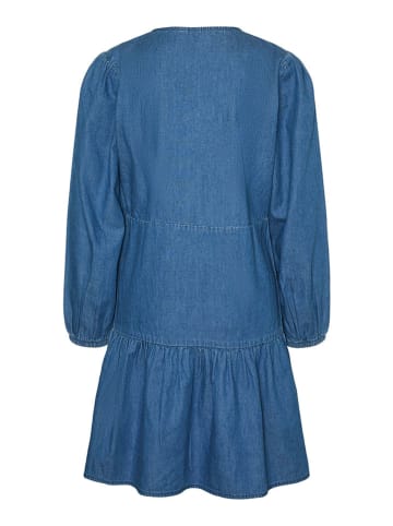 Vero Moda Girl Sukienka dżinsowa "Demi" w kolorze niebieskim