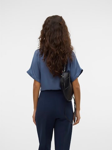 Vero Moda Bluzka w kolorze niebieskim