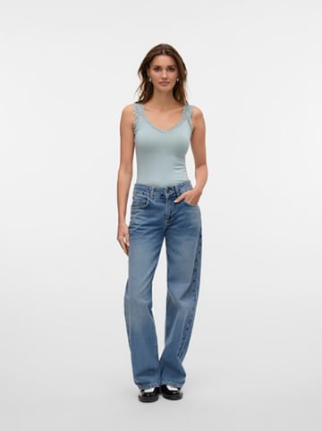 Vero Moda Top w kolorze błękitnym