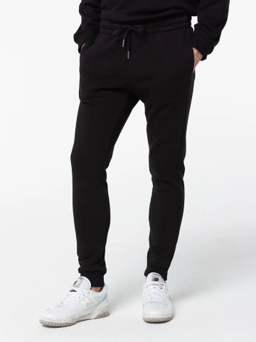 Basiclo Sweathose in Schwarz